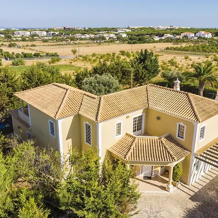 Solar Amendoeiras By Select *